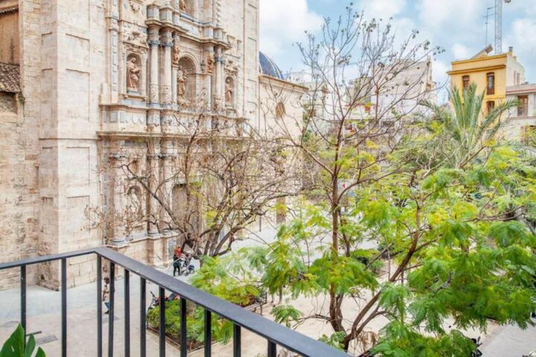 ולנסיה Apartamento Soleado En Plaza Del Carmen מראה חיצוני תמונה