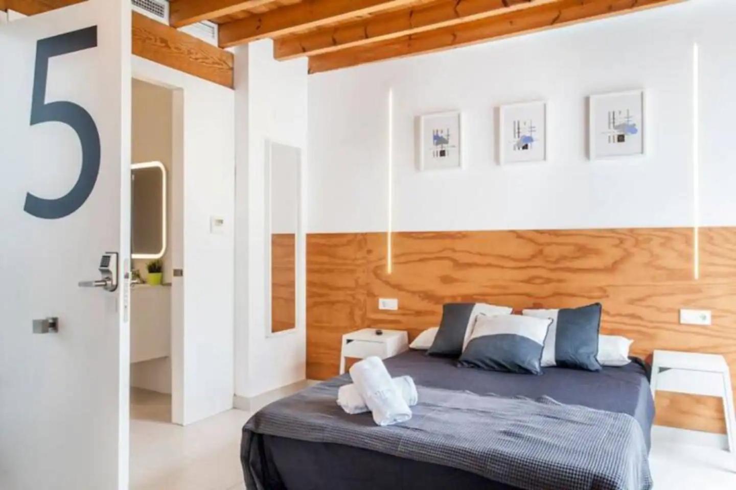ולנסיה Apartamento Soleado En Plaza Del Carmen מראה חיצוני תמונה